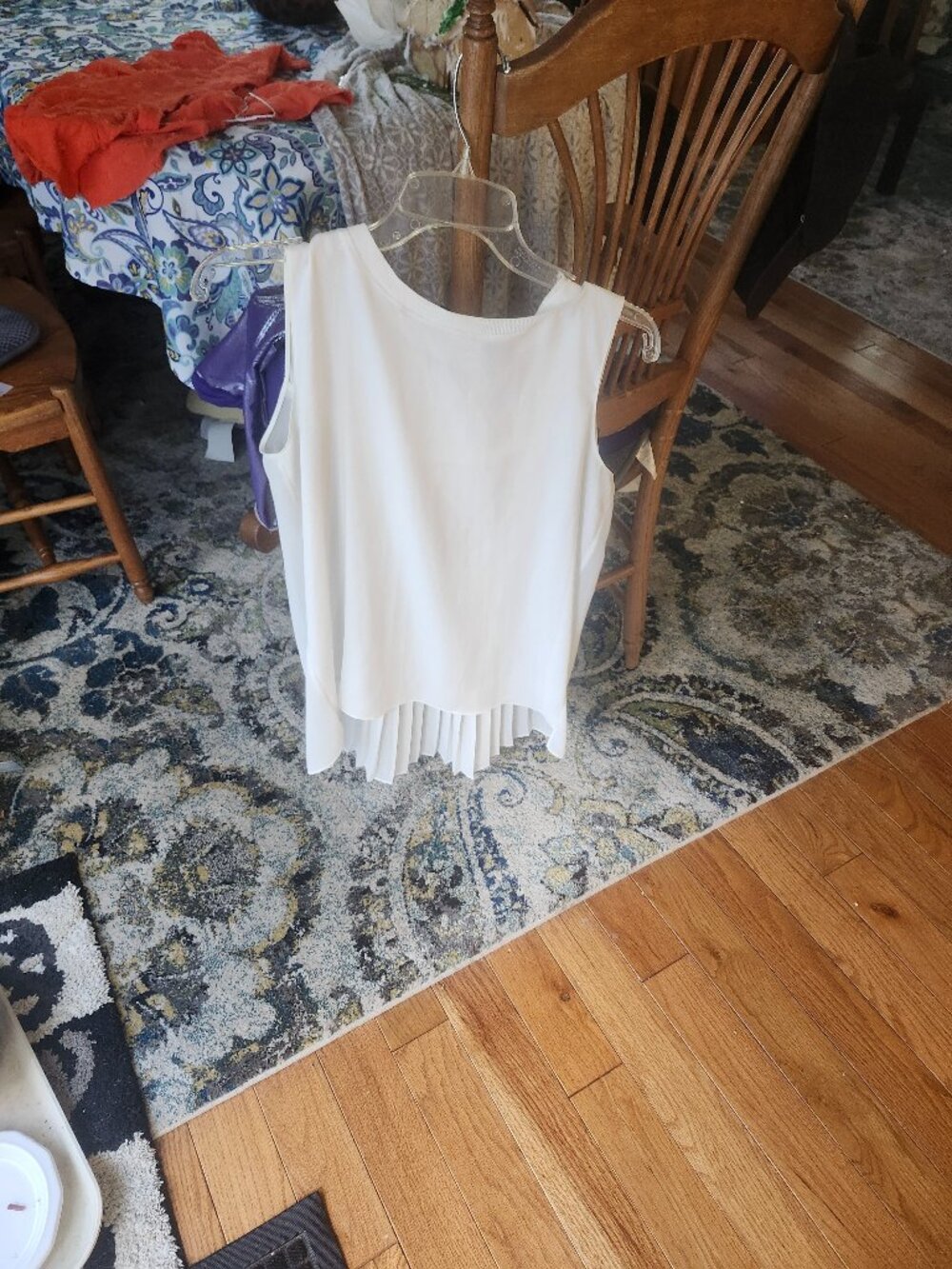Tahari Top